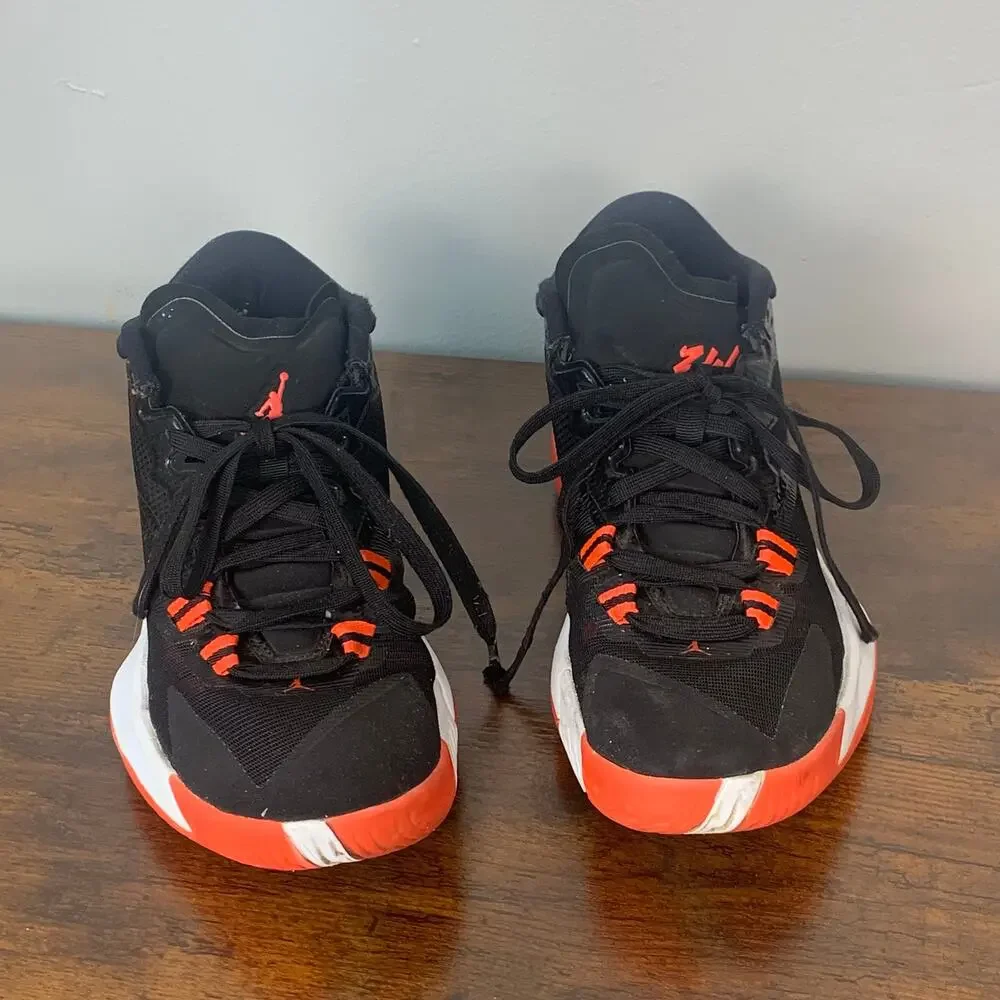 Nike Jordan Zion 1 Bloodline Black White Crimson Size 7Y - Picture 2 of 8